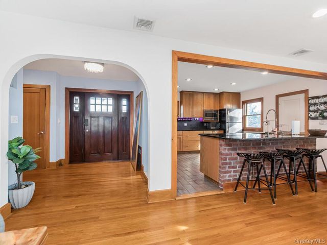 111 Alta Avenue, Yonkers, NY 10705