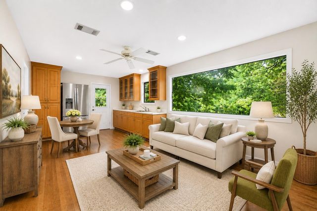 215 Caleta Circle, Richmond, TX 77406