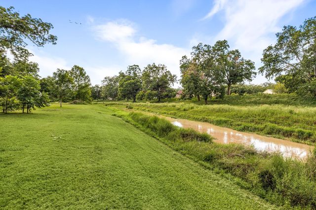 215 Caleta Circle, Richmond, TX 77406