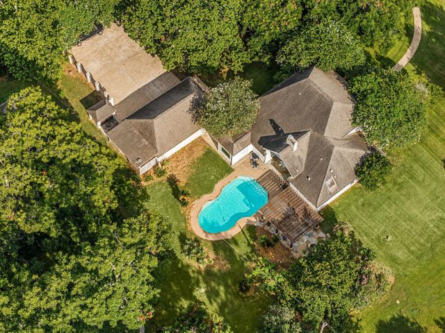215 Caleta Circle, Richmond, TX 77406