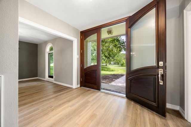 215 Caleta Circle, Richmond, TX 77406