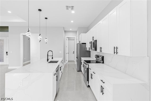 2830 NW 41st AVE, Cape Coral, FL 33993