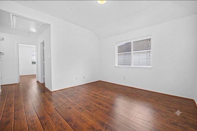 12710 Paso Del Flores Drive, Houston, TX 77045
