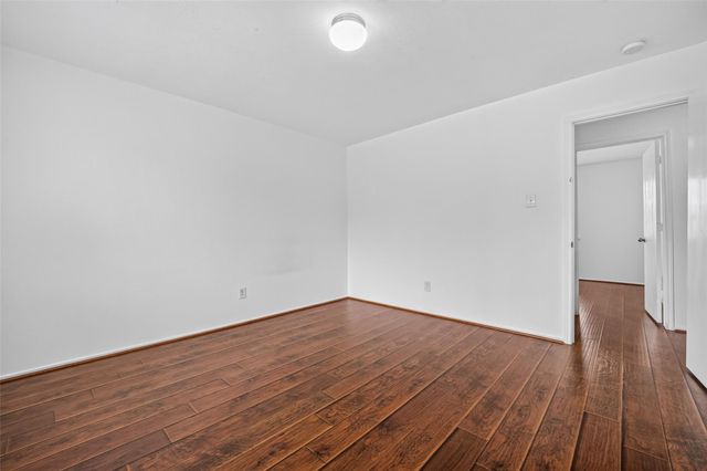 12710 Paso Del Flores Drive, Houston, TX 77045