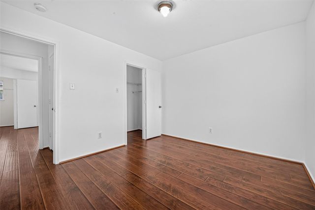 12710 Paso Del Flores Drive, Houston, TX 77045
