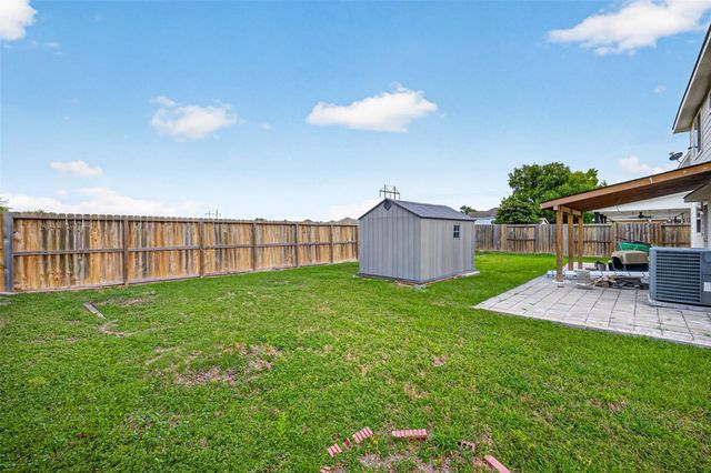 12710 Paso Del Flores Drive, Houston, TX 77045