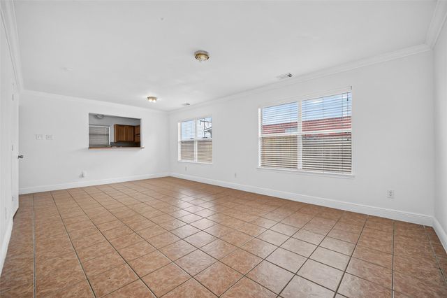 12710 Paso Del Flores Drive, Houston, TX 77045
