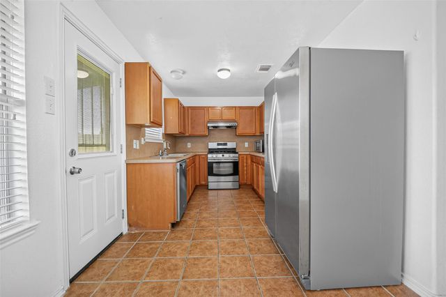 12710 Paso Del Flores Drive, Houston, TX 77045