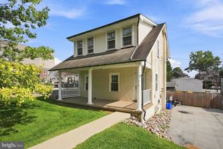 316 W MARKET ST, West Chester, PA 19382