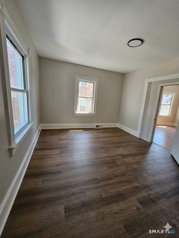 57 Ridgewood Street, Waterbury, CT 06710