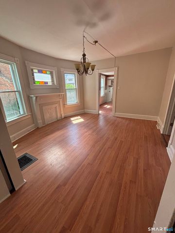 57 Ridgewood Street, Waterbury, CT 06710