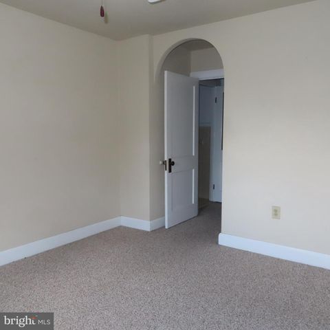 304 S COLDBROOK, Chambersburg, PA 17201