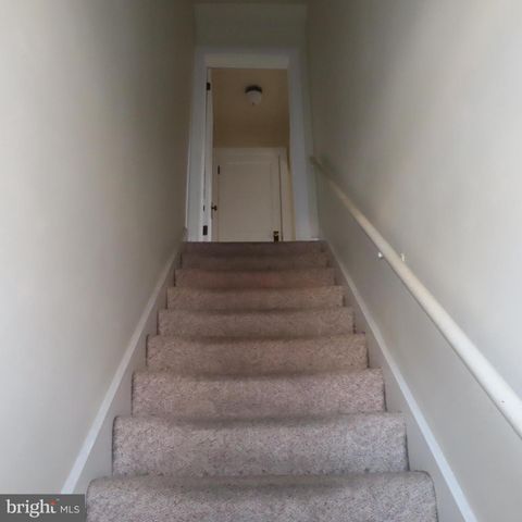 304 S COLDBROOK, Chambersburg, PA 17201