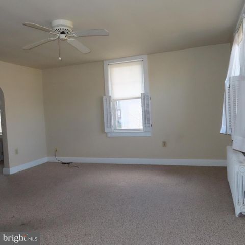 304 S COLDBROOK, Chambersburg, PA 17201