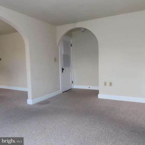 304 S COLDBROOK, Chambersburg, PA 17201