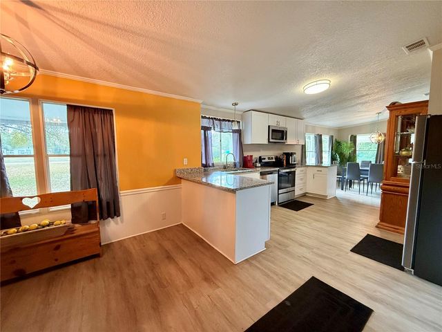 18104 NE 143RD AVENUE, Waldo, FL 32694