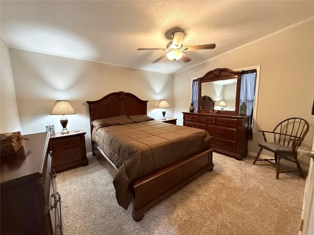 18104 NE 143RD AVENUE, Waldo, FL 32694