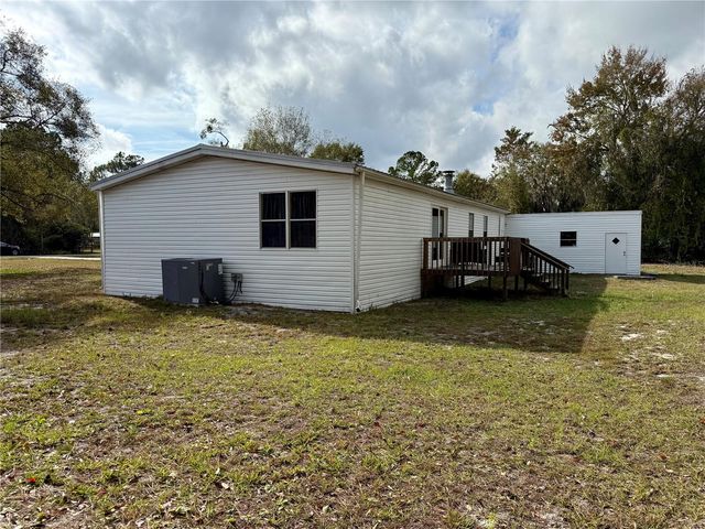 18104 NE 143RD AVENUE, Waldo, FL 32694