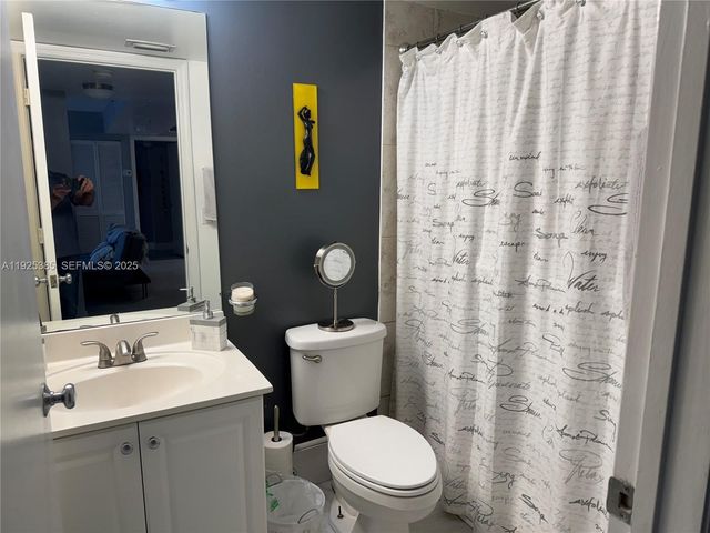 2711 Ocean Club Blvd 202, Hollywood, FL 33019