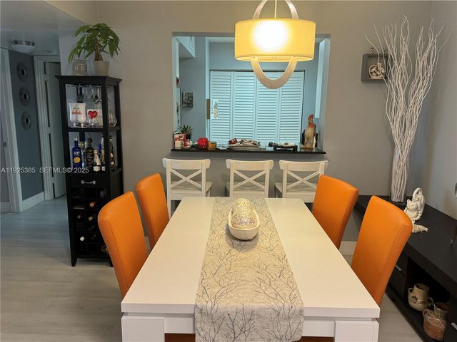 2711 Ocean Club Blvd 202, Hollywood, FL 33019