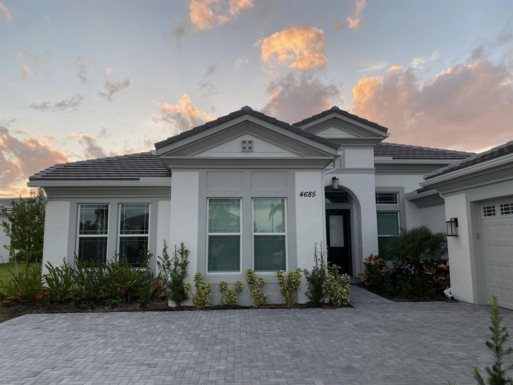 4685 Estates Circle, Westlake, FL 33470