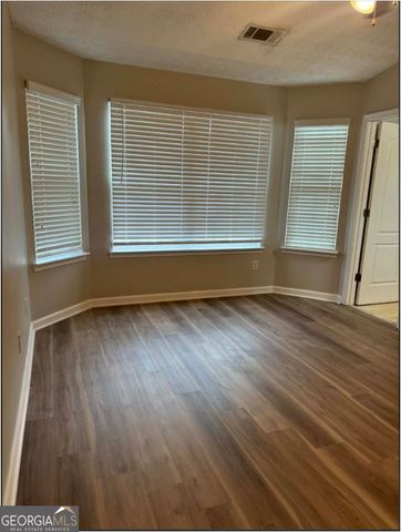 5548 Pineridge Court, Forest Park, GA 30297