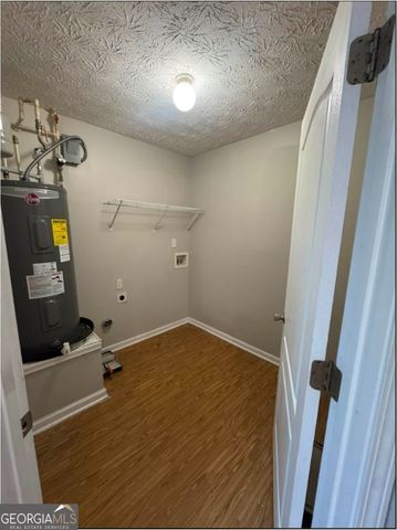 5548 Pineridge Court, Forest Park, GA 30297