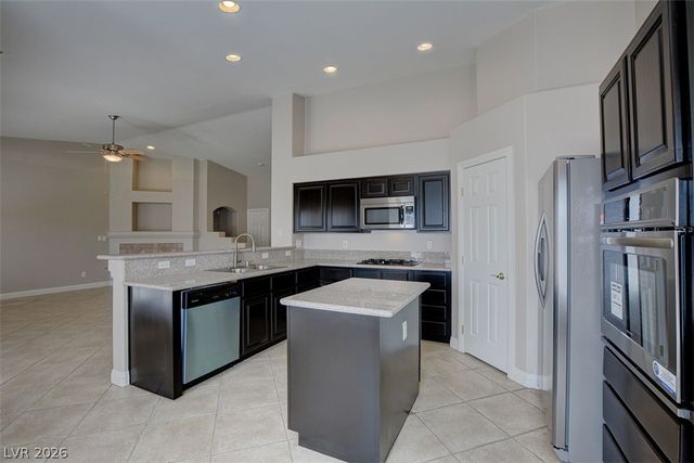 2121 Arpeggio Avenue, Henderson, NV 89052