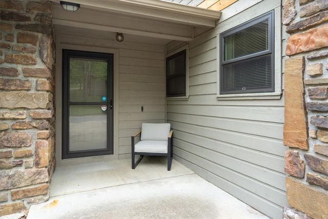 12 Wedgewood Drive, Holiday Island, AR 72631