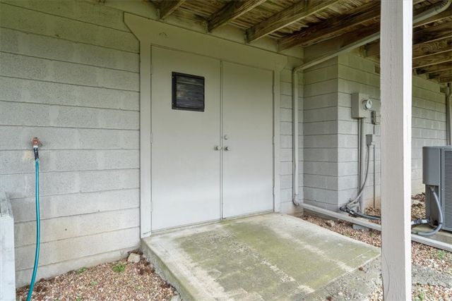12 Wedgewood Drive, Holiday Island, AR 72631