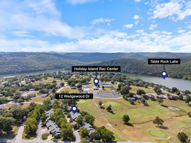 12 Wedgewood Drive, Holiday Island, AR 72631
