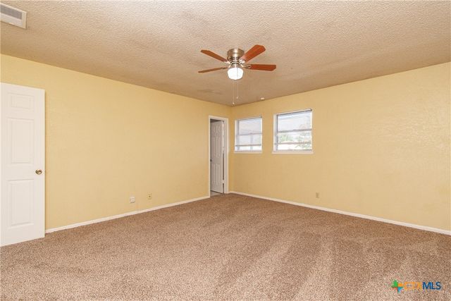 2001 Eisenhower Drive, Killeen, TX 76543