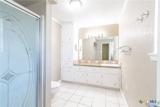 2001 Eisenhower Drive, Killeen, TX 76543