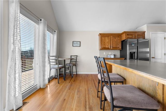 2349 SW Feather Ridge Road, Lee's Summit, MO 64082