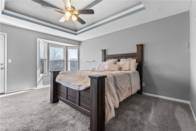 2349 SW Feather Ridge Road, Lee's Summit, MO 64082