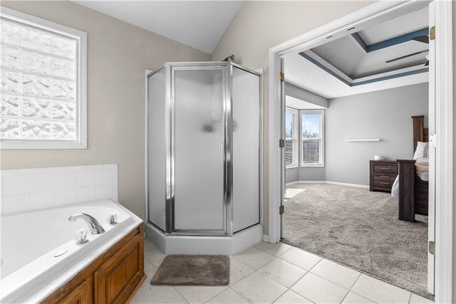 2349 SW Feather Ridge Road, Lee's Summit, MO 64082