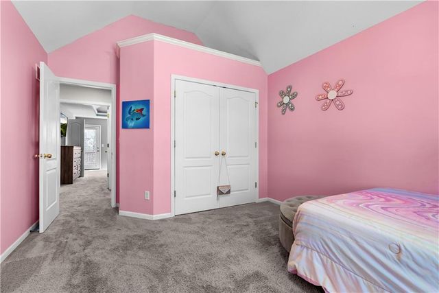 2349 SW Feather Ridge Road, Lee's Summit, MO 64082