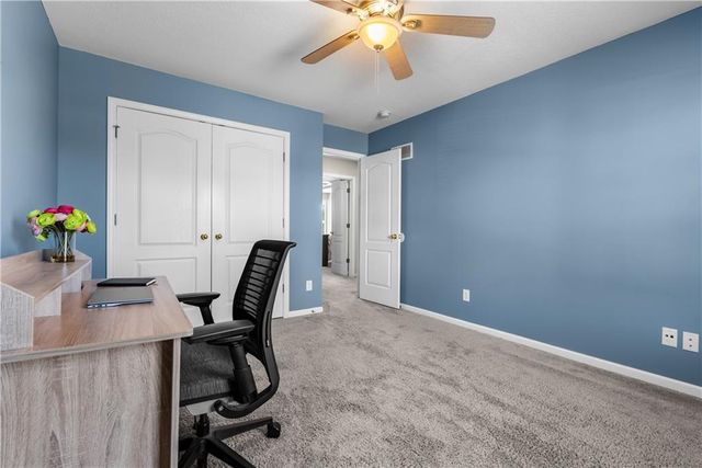 2349 SW Feather Ridge Road, Lee's Summit, MO 64082