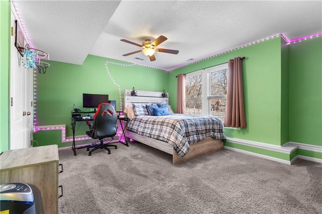 2349 SW Feather Ridge Road, Lee's Summit, MO 64082