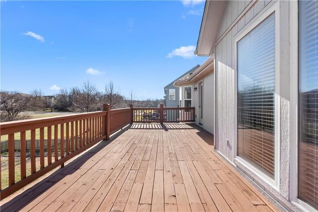 2349 SW Feather Ridge Road, Lee's Summit, MO 64082