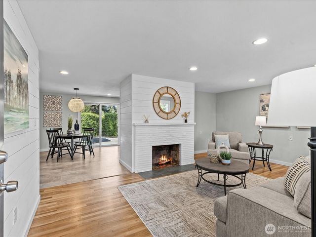 22628 87th Avenue W, Edmonds, WA 98026
