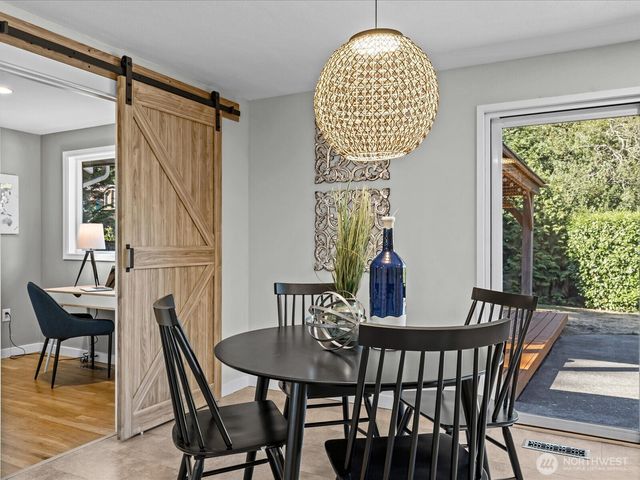 22628 87th Avenue W, Edmonds, WA 98026