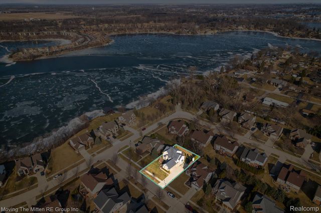 13117 Vista Drive, Van Buren Charter Township, MI 48111