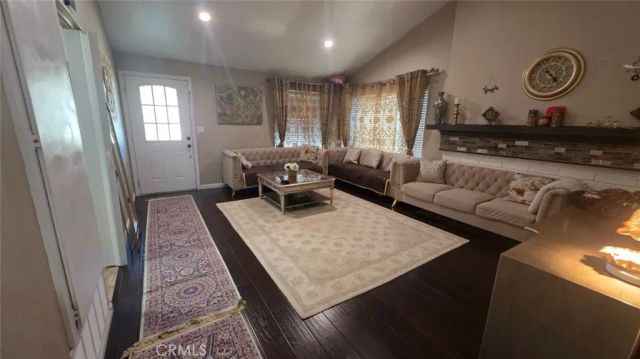 2311 N Marvel, Simi Valley, CA 93065