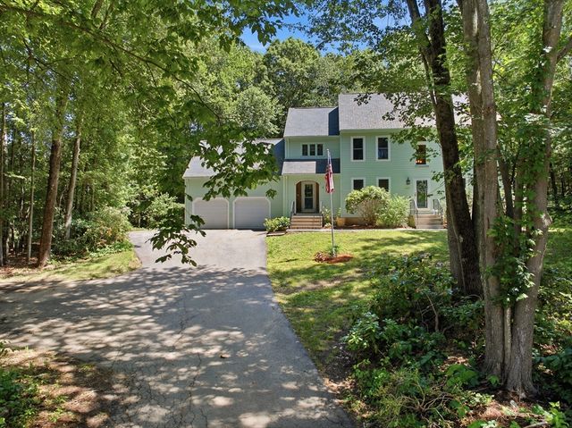 649 Concord Rd, Marlborough, MA 01752