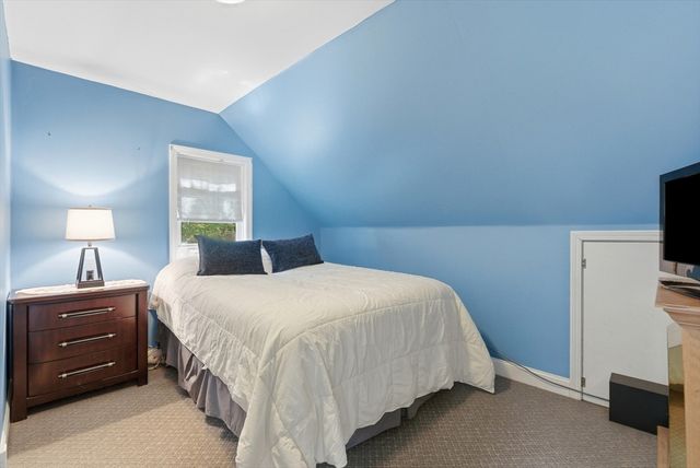 649 Concord Rd, Marlborough, MA 01752