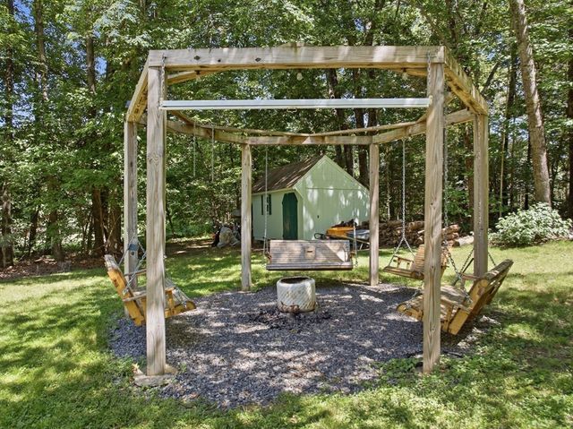 649 Concord Rd, Marlborough, MA 01752