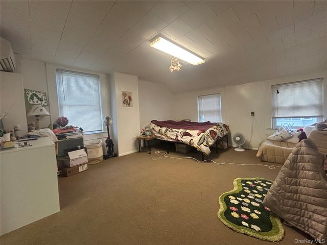 34 Hoffman Street, Poughkeepsie, NY 12601