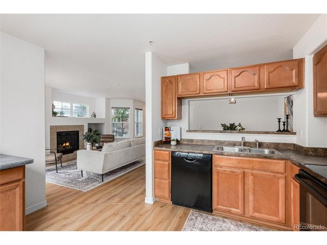 23501 Alamo Pl A, Aurora, CO 80016
