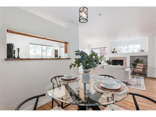 23501 Alamo Pl A, Aurora, CO 80016